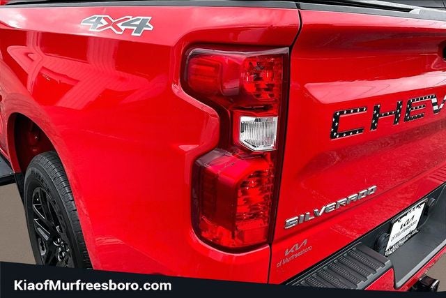 2023 Chevrolet Silverado 1500 Custom
