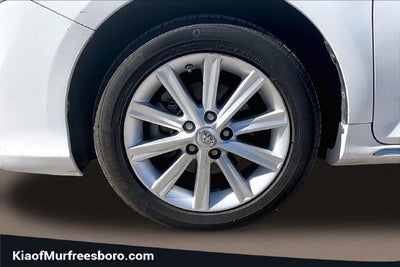 2013 Toyota Camry Hybrid XLE