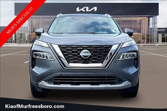 2022 Nissan Rogue SV
