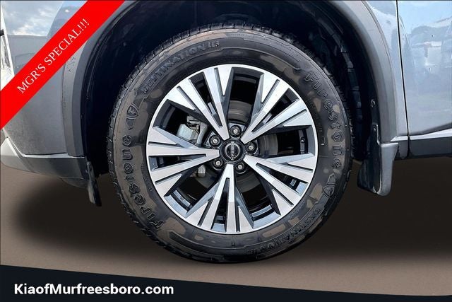 2022 Nissan Rogue SV