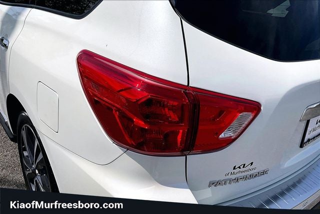 2020 Nissan Pathfinder Platinum