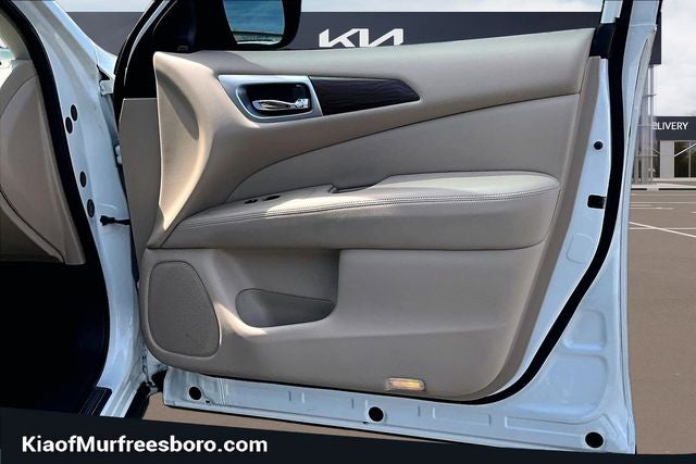 2020 Nissan Pathfinder Platinum