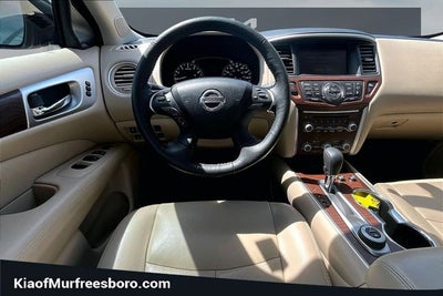 2020 Nissan Pathfinder Platinum