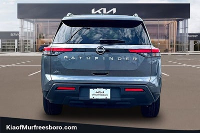 2025 Nissan Pathfinder SV