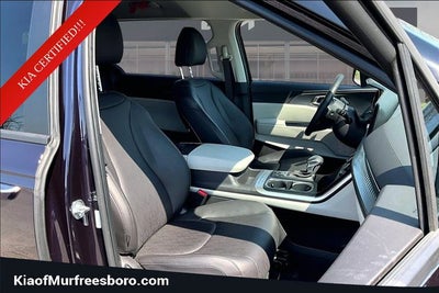 2024 Kia Carnival LX KIA CERTIFIED!!!