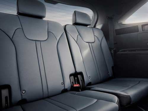2025 Kia Sorento Hybrid seats