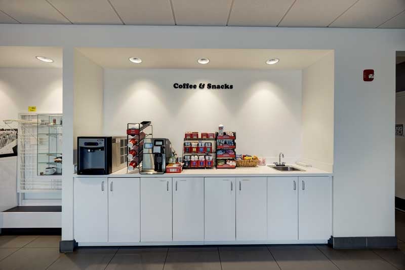 Kia of Murfreesboro Coffee and snacks